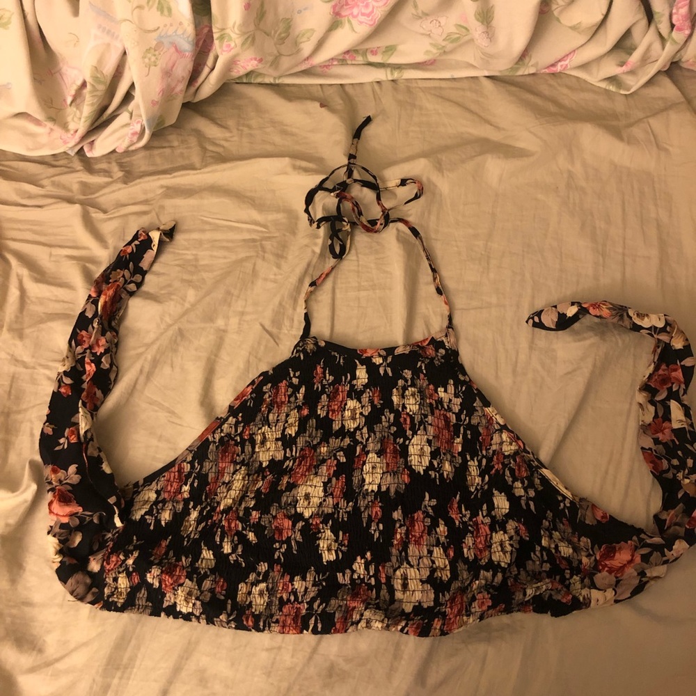 Halter top